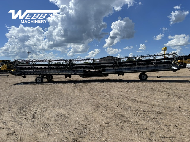 2023 MacDon FD250 Header Combine