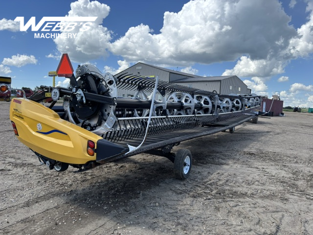 2025 MacDon FD250 Header Combine