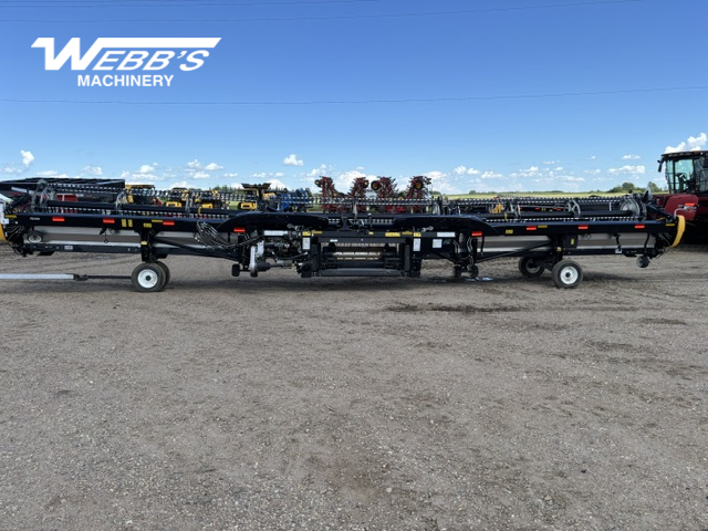 2025 MacDon FD250 Header Combine