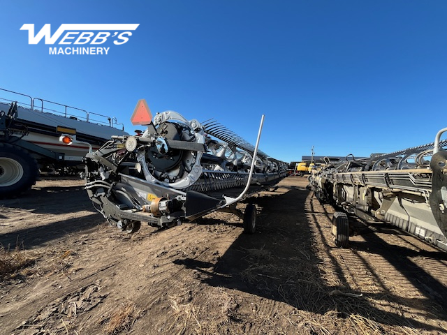 2025 MacDon FD250 Header Combine