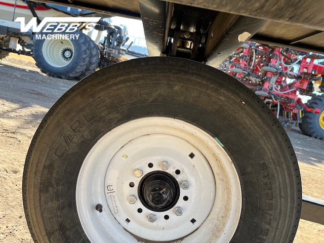 2025 MacDon FD250 Header Combine