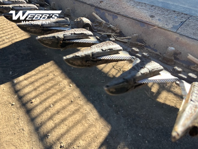 2025 MacDon FD250 Header Combine