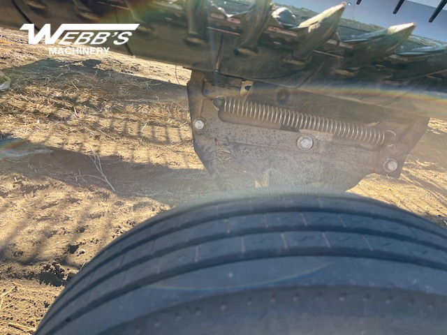 2025 MacDon FD250 Header Combine