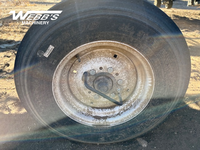 2025 MacDon FD250 Header Combine