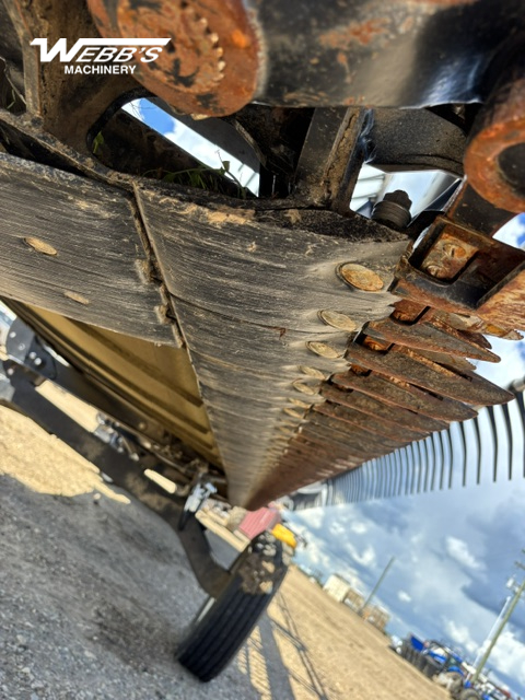 2025 MacDon FD250 Header Combine