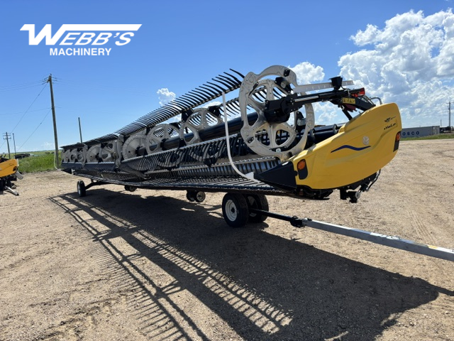 2025 MacDon FD250 Header Combine