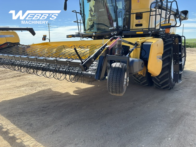 2025 New Holland CR9.90Z Combine