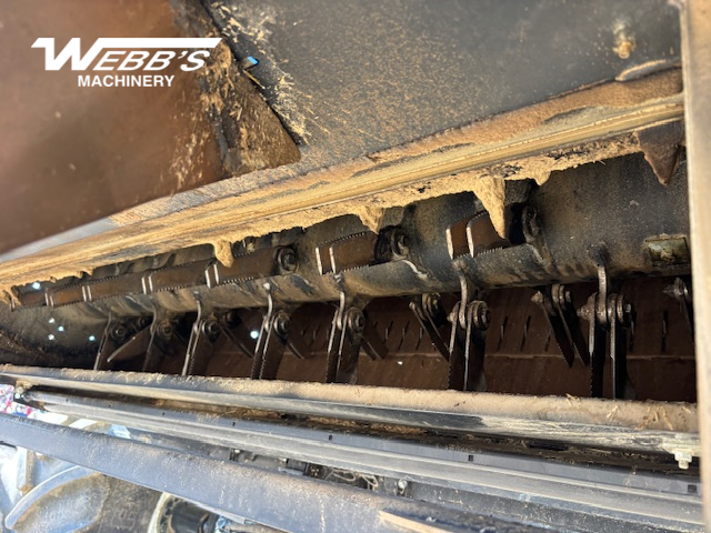 2025 New Holland CR9.90Z Combine