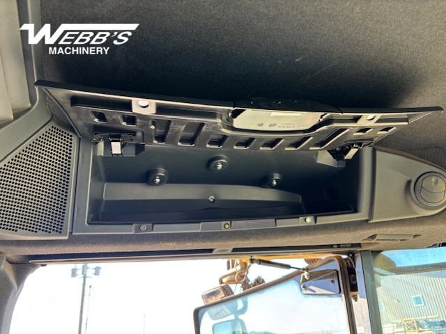 2021 New Holland CR9.90Z Combine