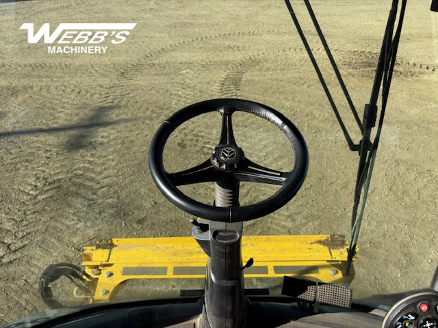 2021 New Holland CR9.90Z Combine