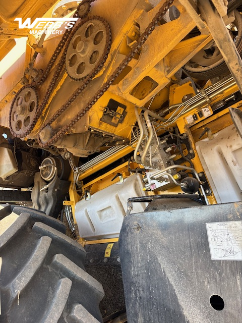 2021 New Holland CR9.90Z Combine