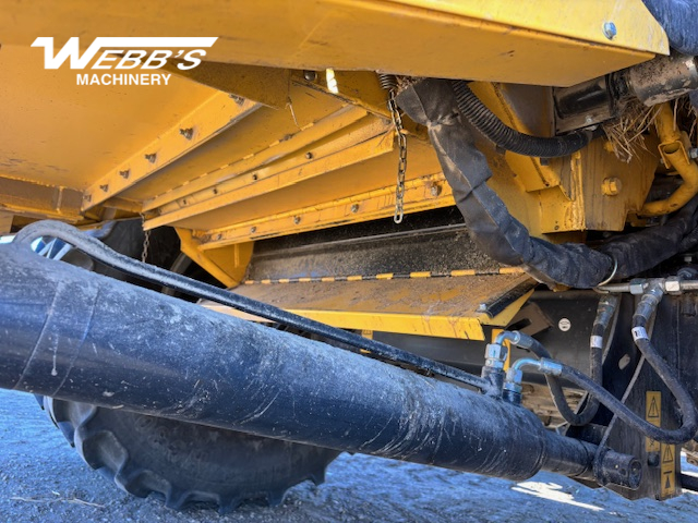 2021 New Holland CR9.90Z Combine