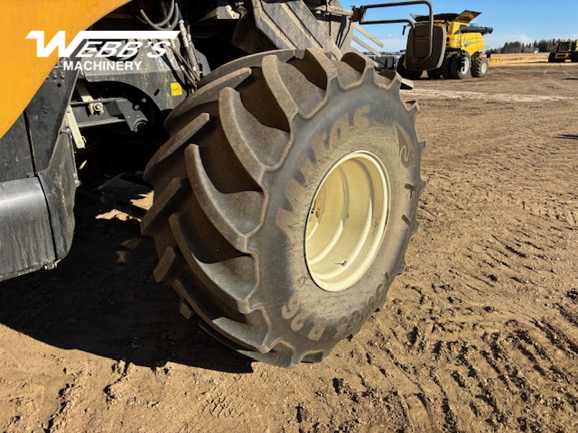 2021 New Holland CR9.90Z Combine