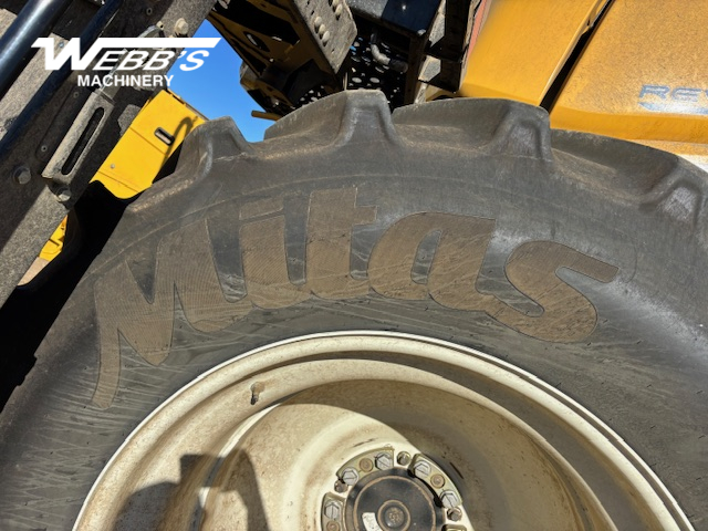 2021 New Holland CR9.90Z Combine