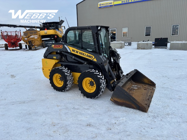 2014 New Holland L220-T4B Skid Steer Loader