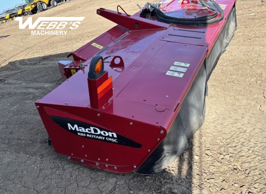 2017 MacDon R85-16 Mower Conditioner/Disc