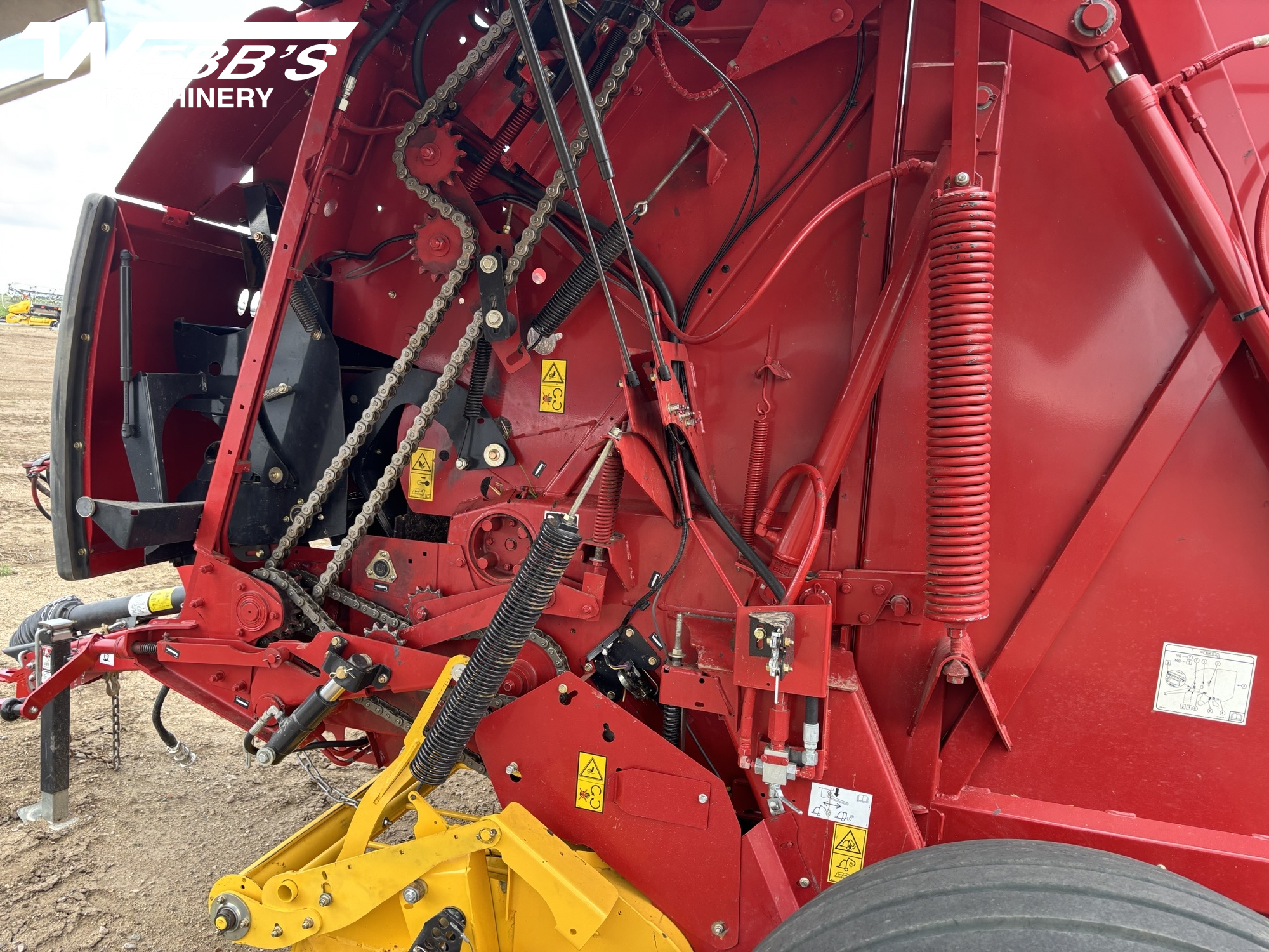 2021 New Holland Rollbelt 560 Baler/Round