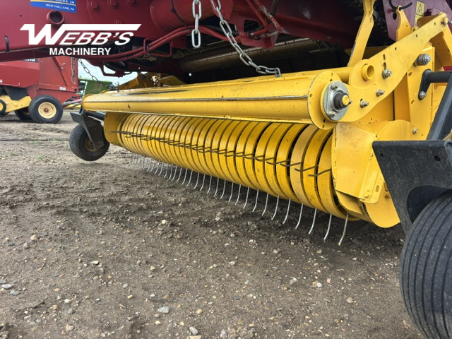 2021 New Holland Rollbelt 560 Baler/Round