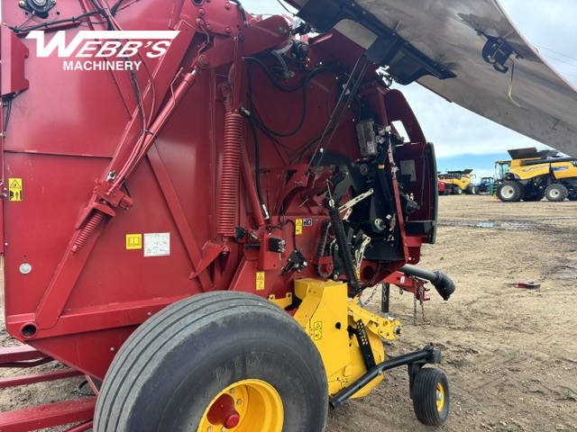2021 New Holland Rollbelt 560 Baler/Round