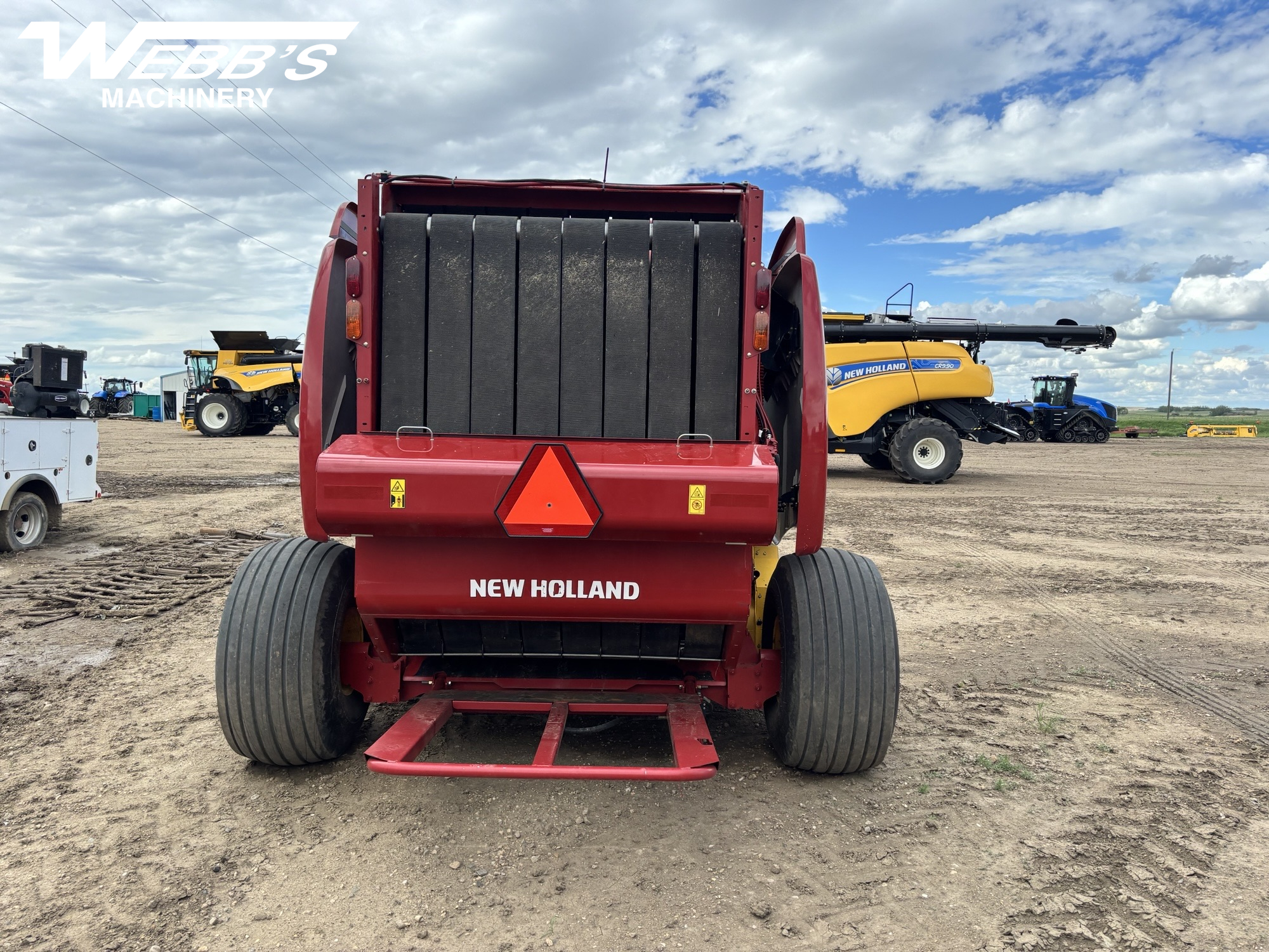 2021 New Holland Rollbelt 560 Baler/Round