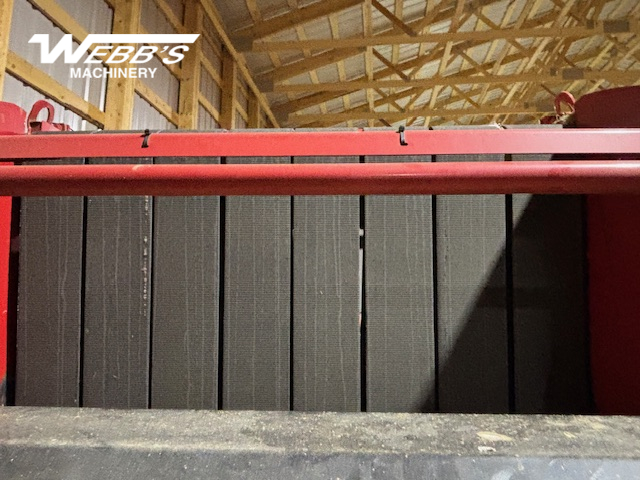 2021 New Holland Rollbelt 560 Baler/Round