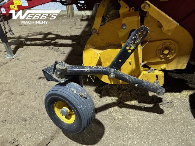 2021 New Holland Rollbelt 560 Baler/Round
