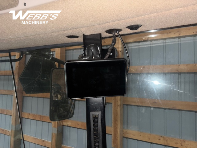 2022 MacDon M155E4 Windrower