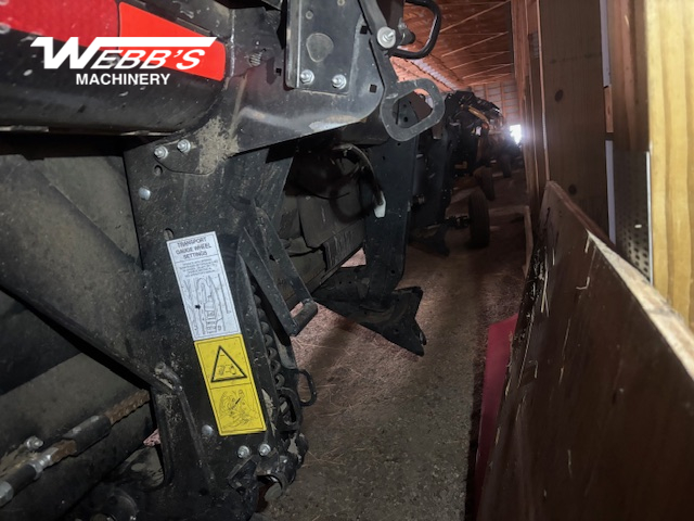 2022 MacDon M155E4 Windrower