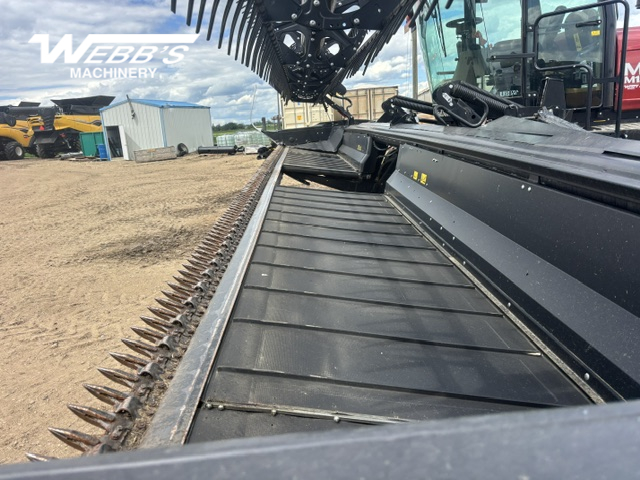 2022 MacDon M155E4 Windrower