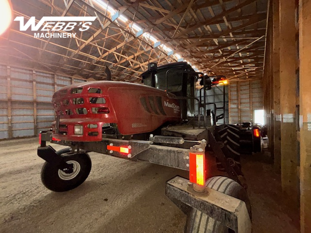 2022 MacDon M155E4 Windrower