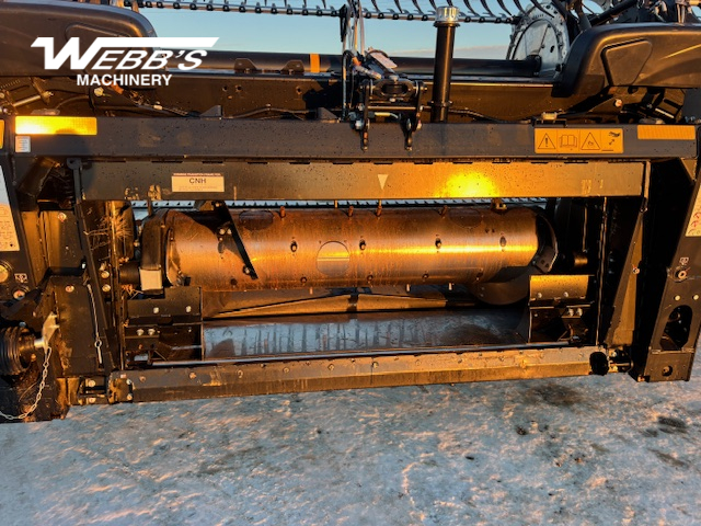 2024 MacDon FD240 Header Combine