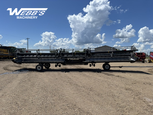 2024 MacDon FD240 Header Combine