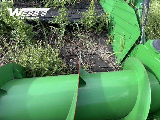 2012 John Deere S670 Combine