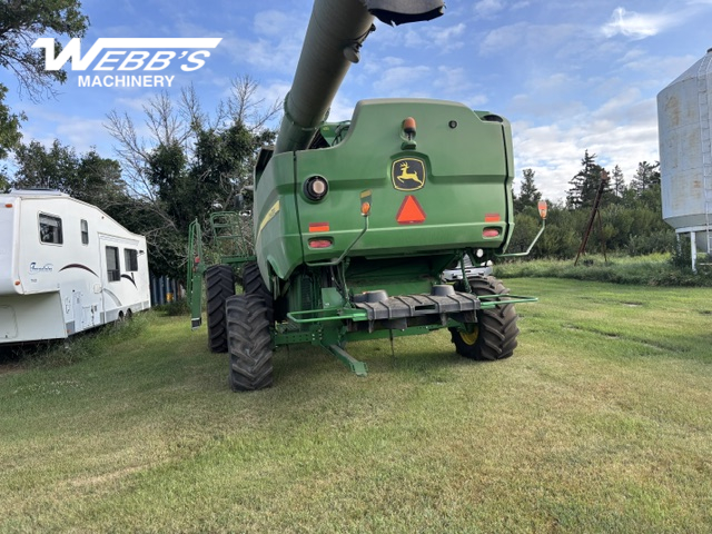2012 John Deere S670 Combine