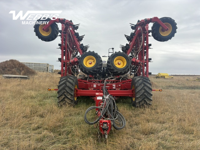 2025 Bourgault 3335-76' PLDS / 91300 Air Drill