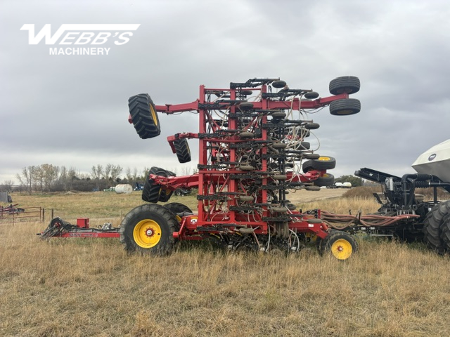 2025 Bourgault 3335-76' PLDS / 91300 Air Drill