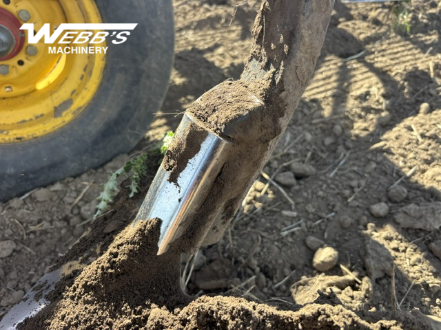 2018 Bourgault 9500-70 Chisel Plow