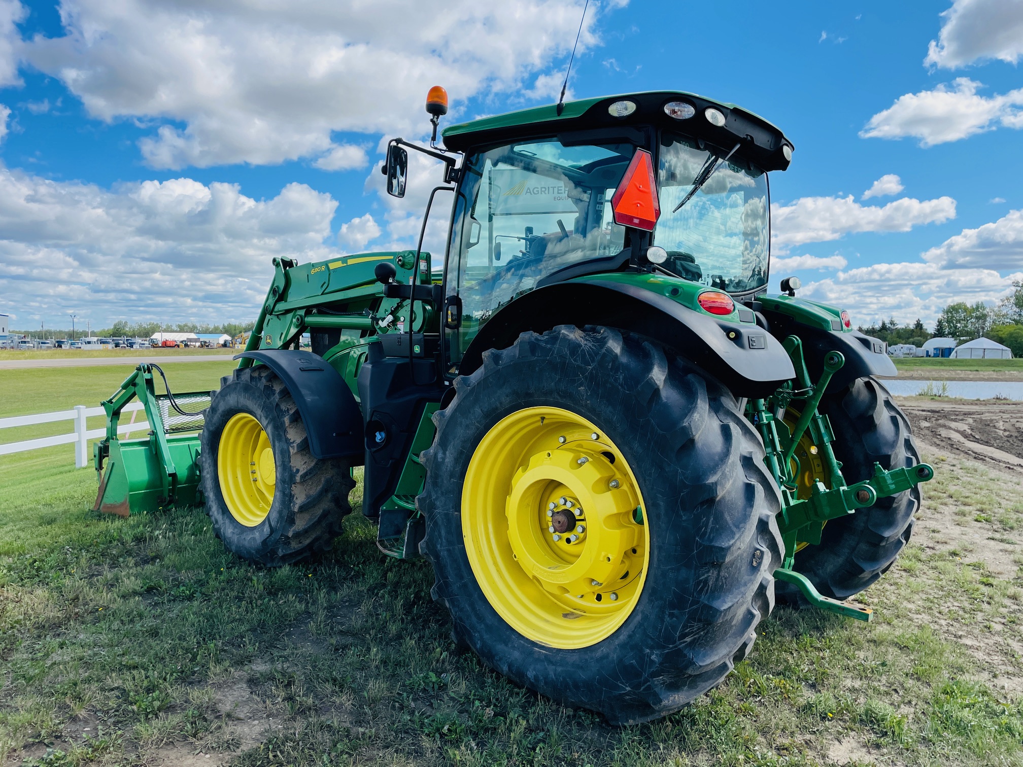 2019 John Deere 6175R Tractor