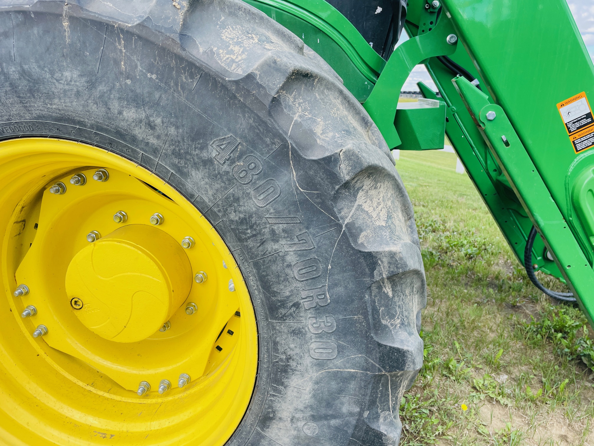 2019 John Deere 6175R Tractor
