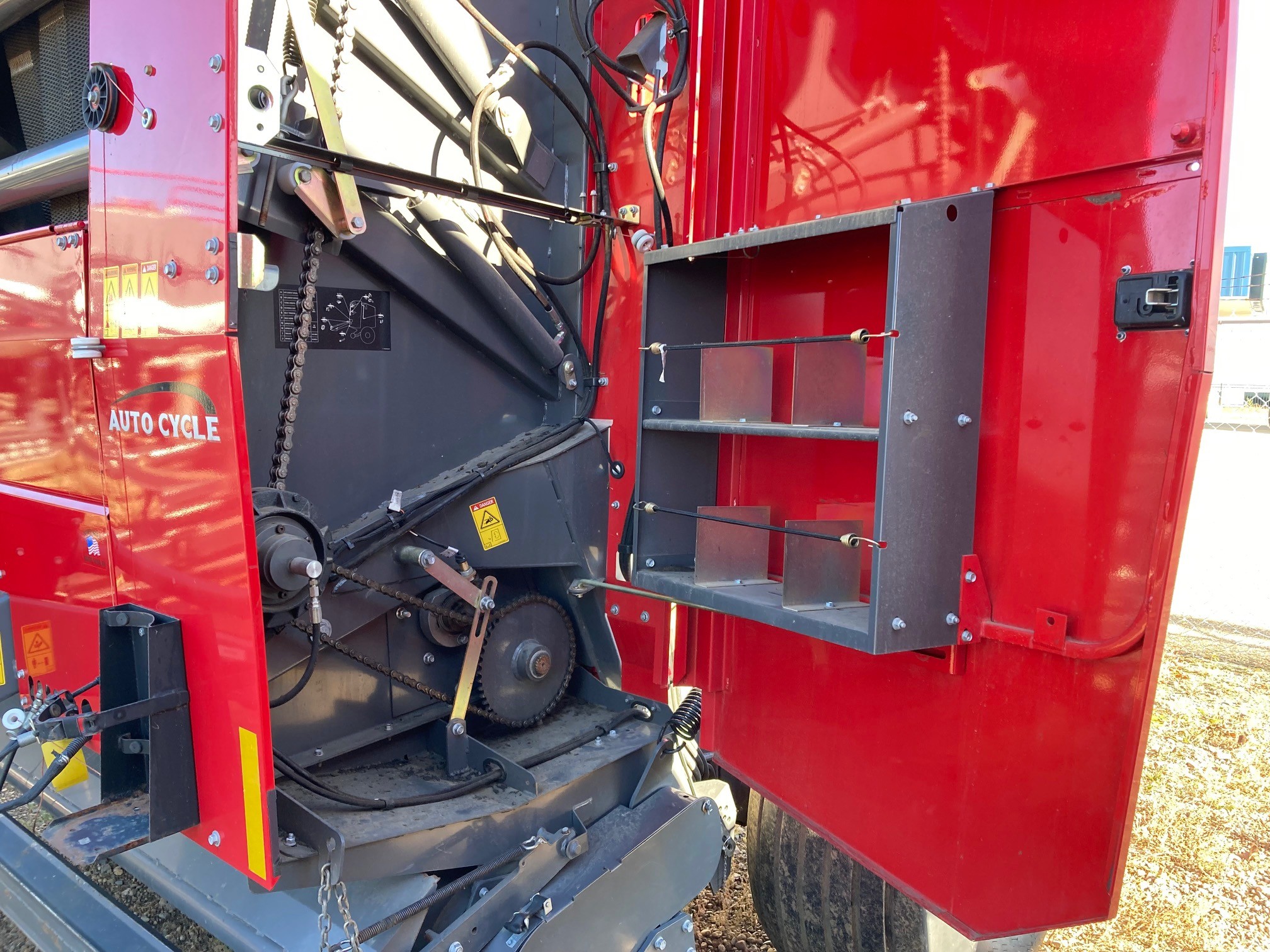 2020 Massey Ferguson 2956A Baler/Round