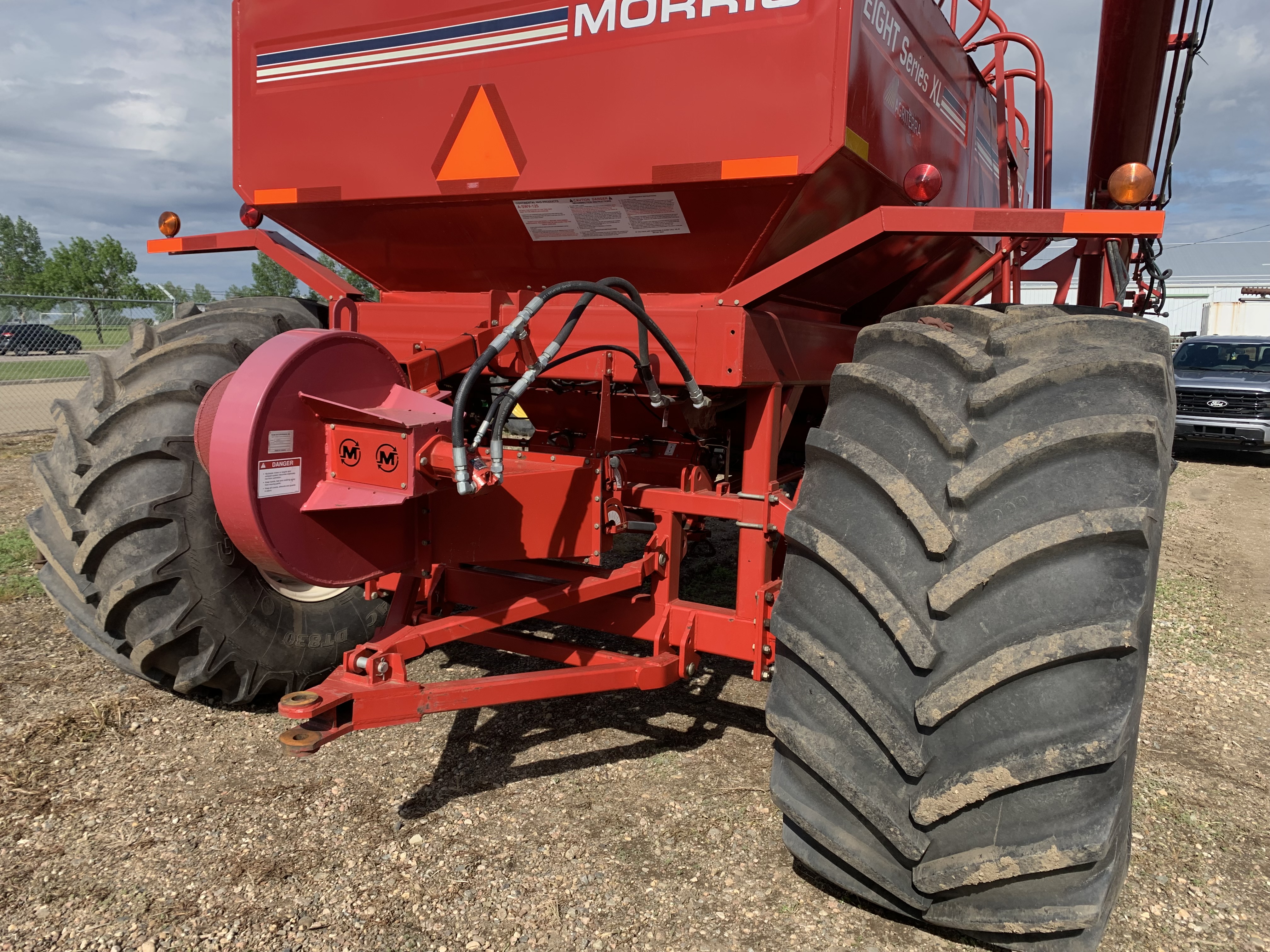 2010 Morris 8370XL Air Tank/Cart