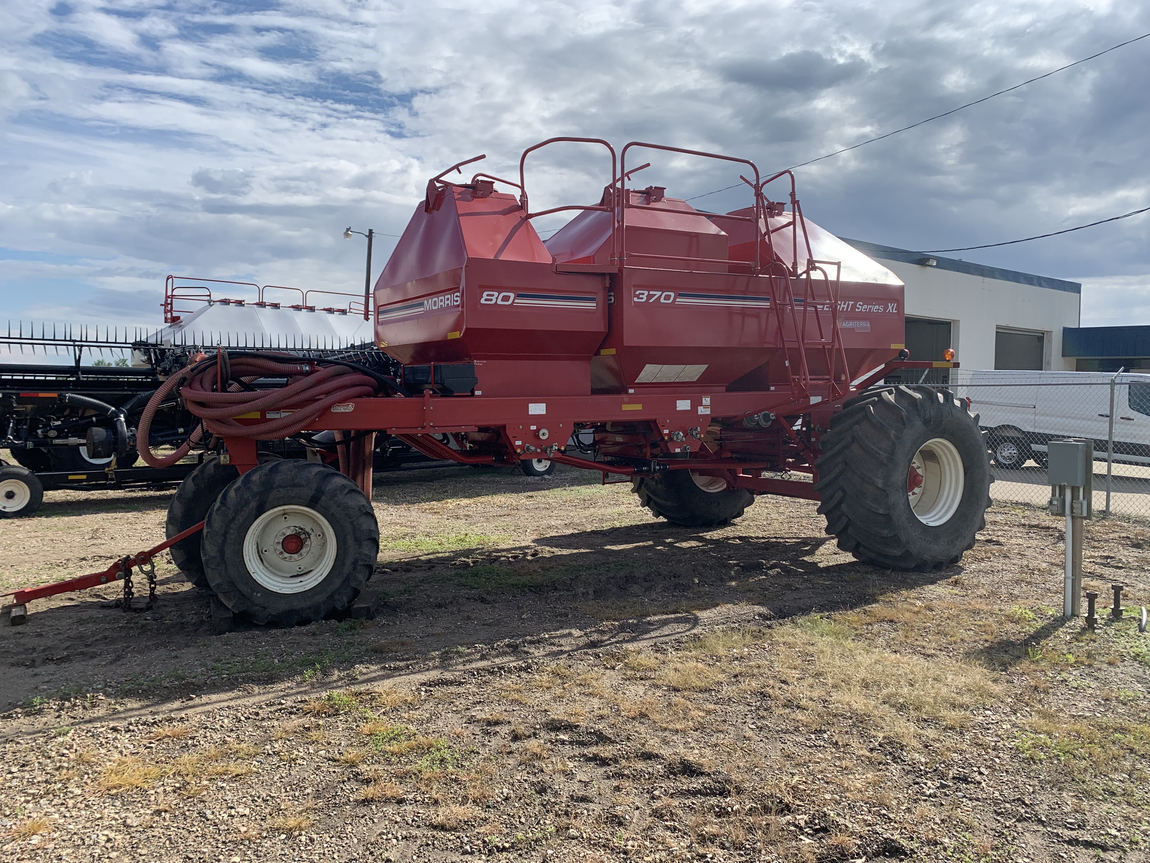 2010 Morris 8370XL Air Tank/Cart