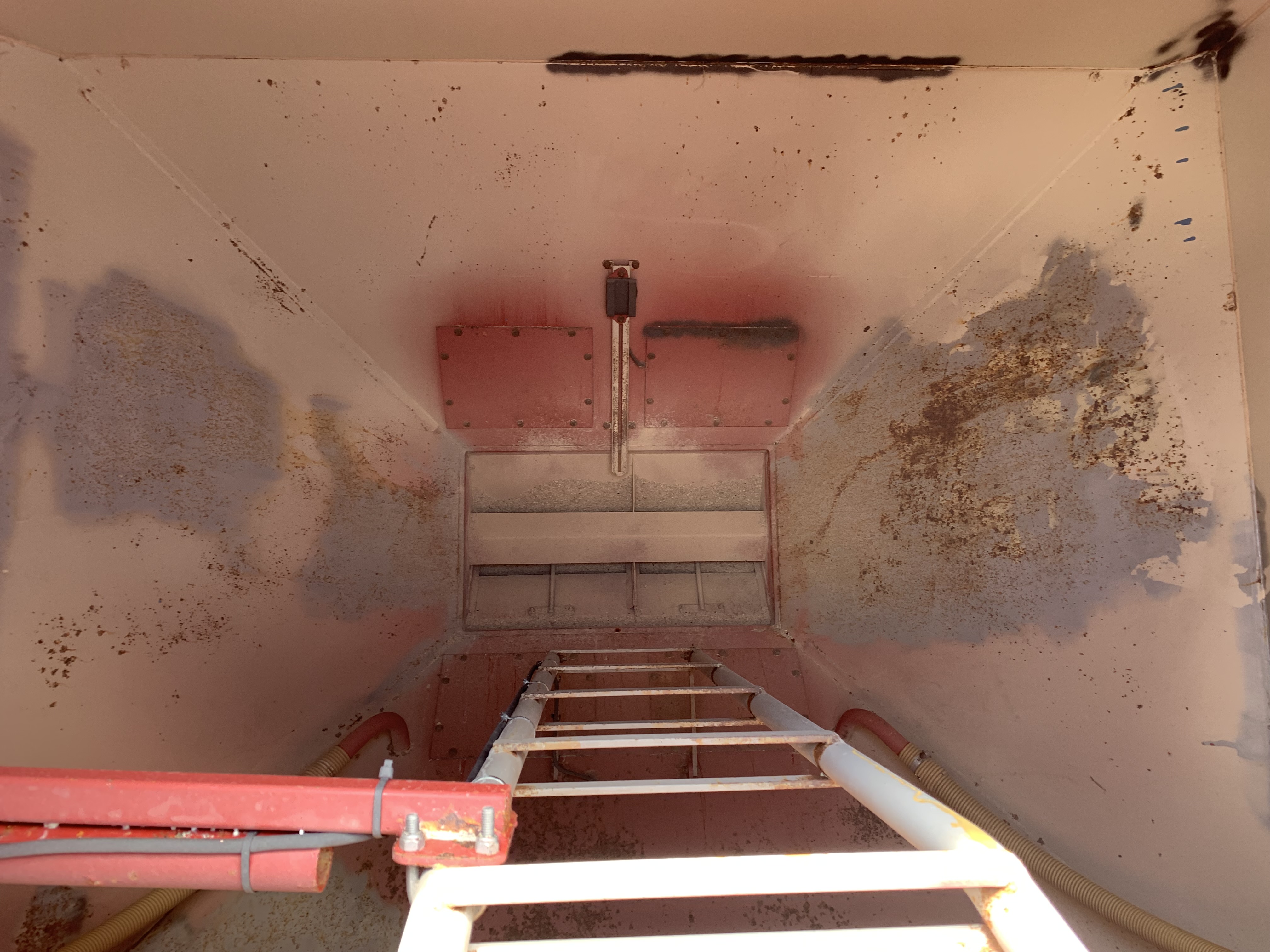 2010 Morris 8370XL Air Tank/Cart