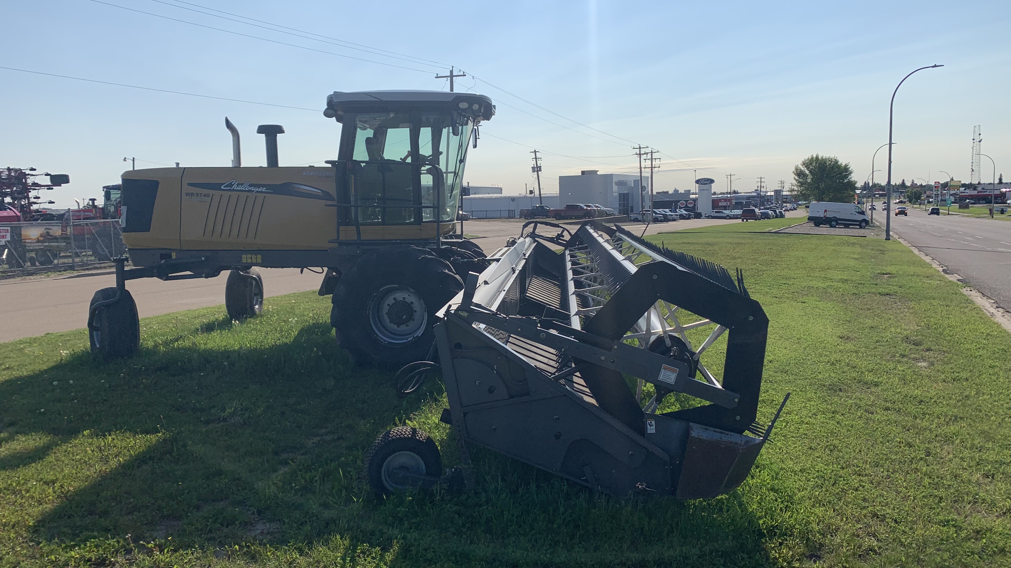 2013 Challenger WR9740 Swather