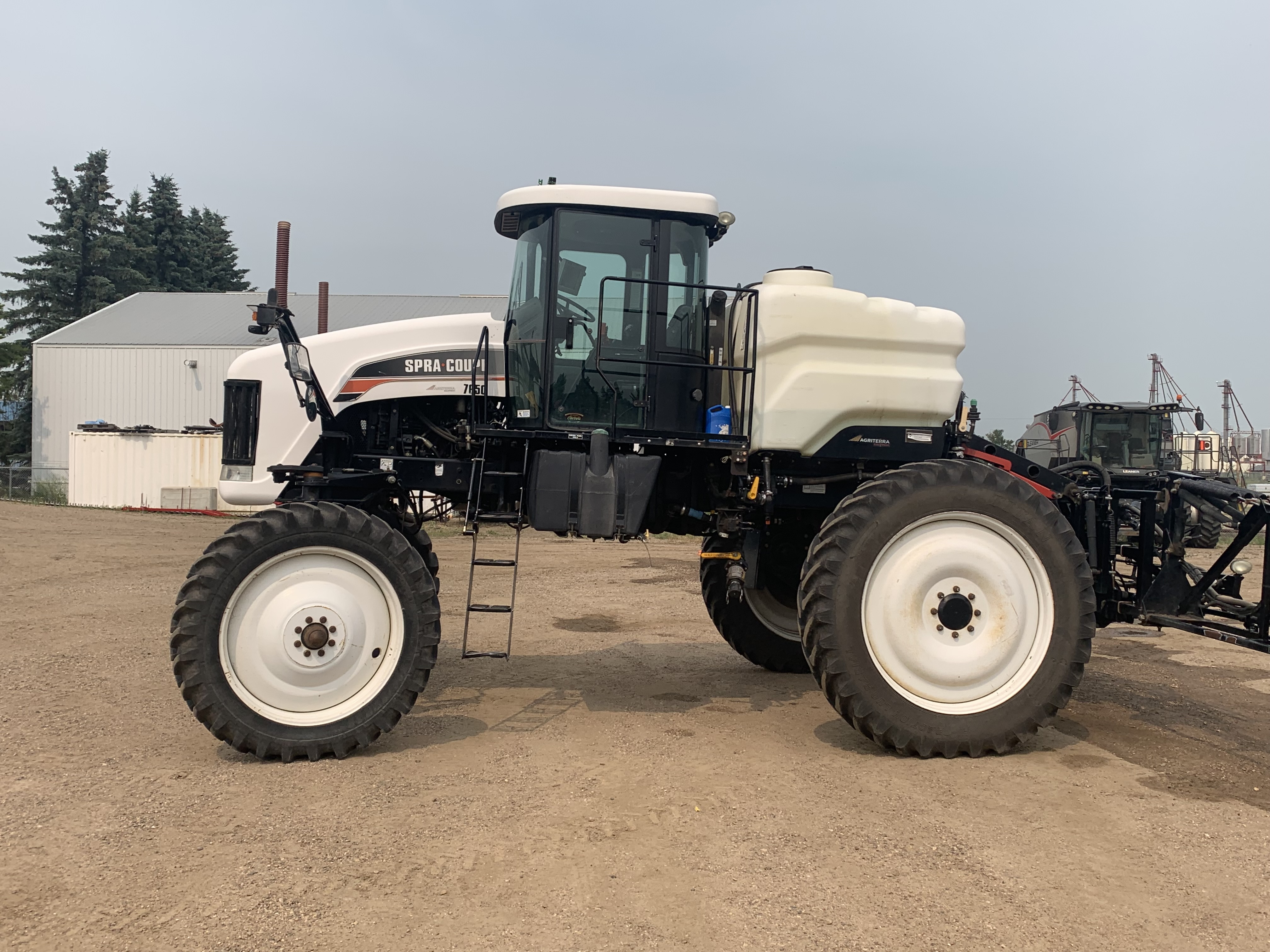 2005 Spra-Coupe 7650 Sprayer/High Clearance