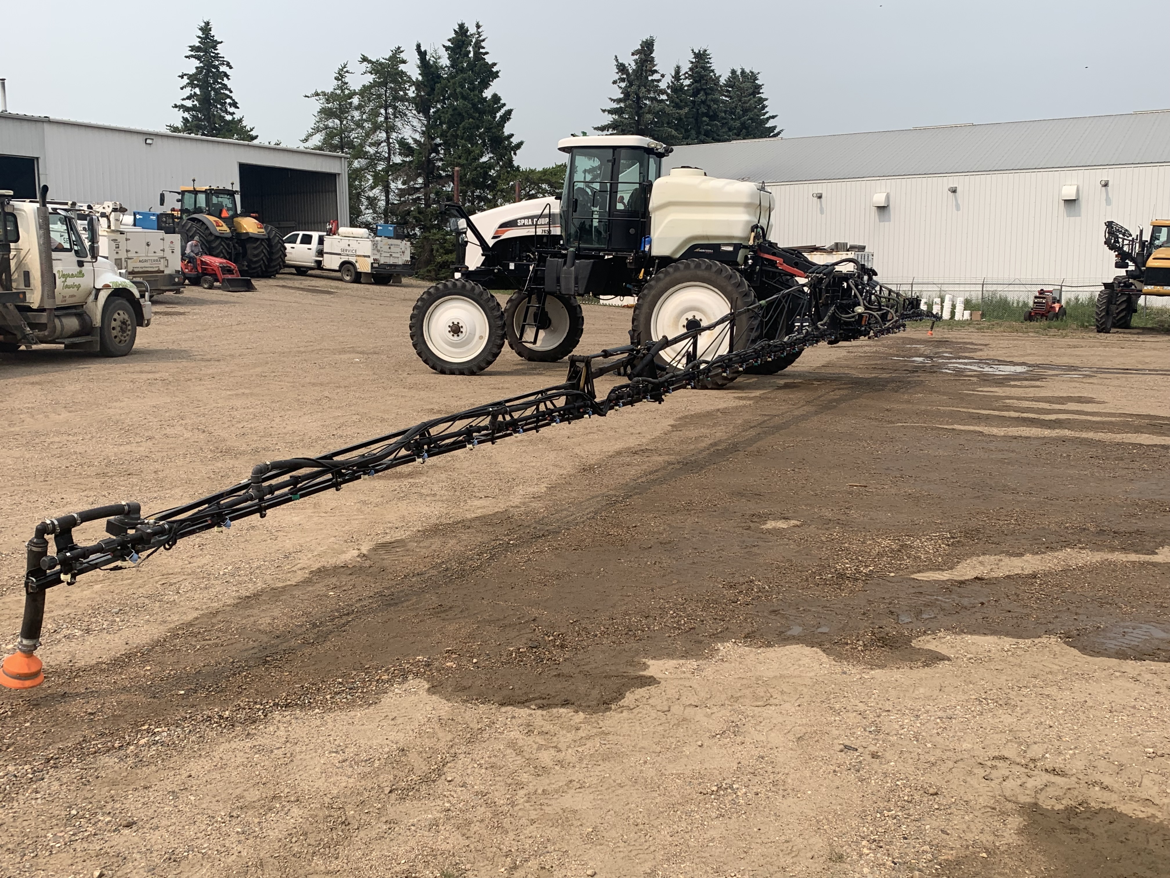 2005 Spra-Coupe 7650 Sprayer/High Clearance