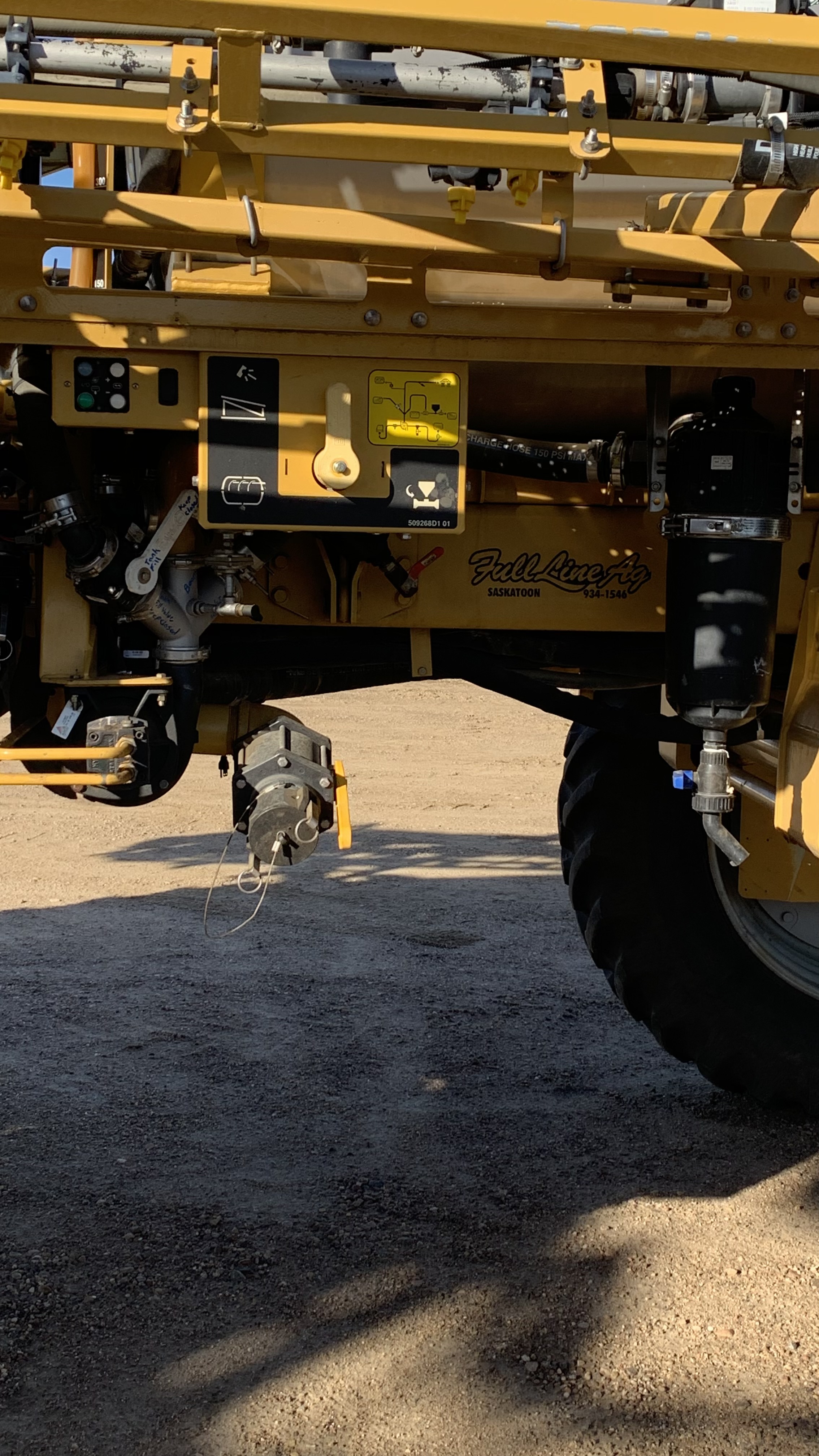 2011 RoGator 1194 Sprayer