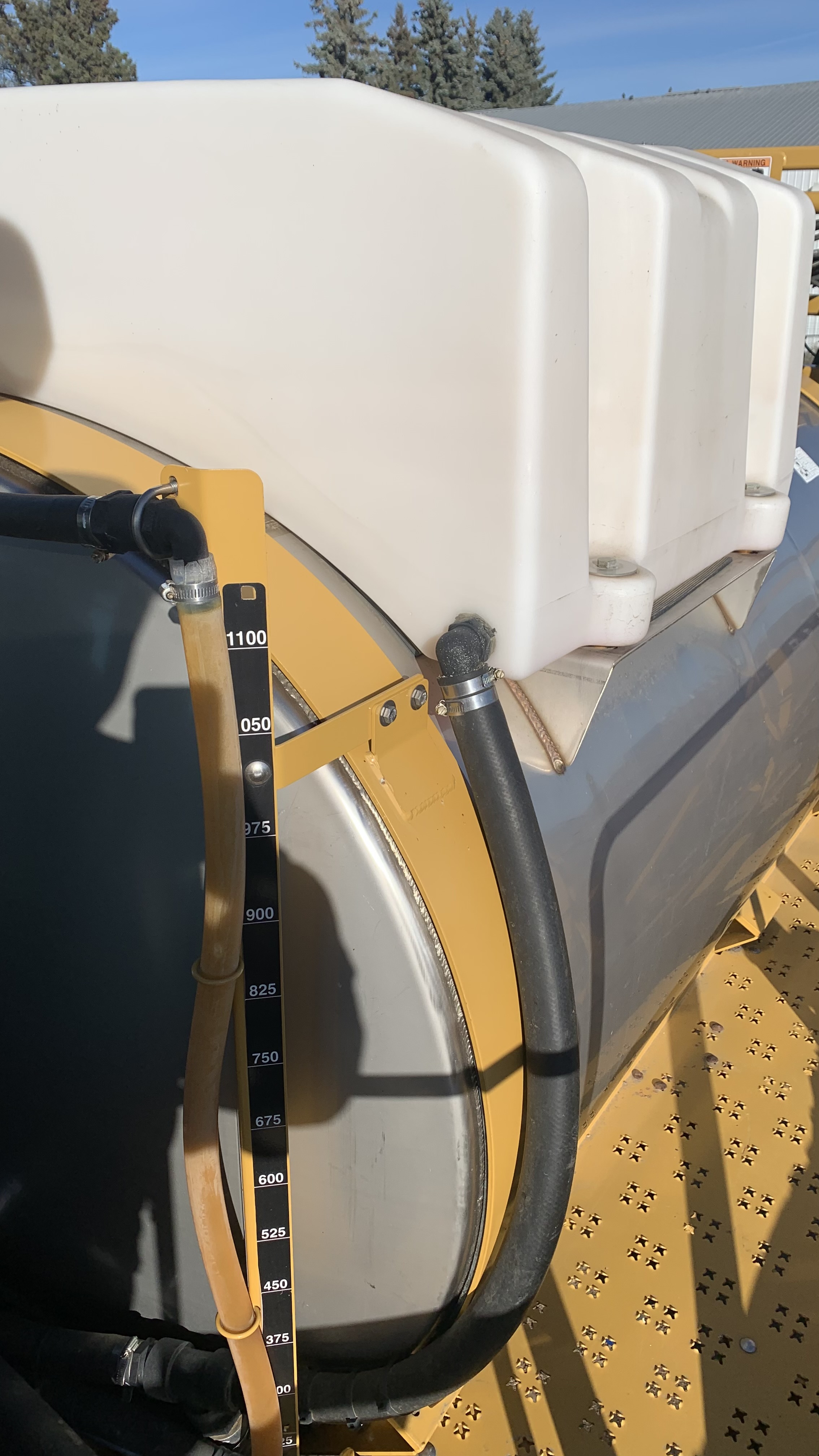 2011 RoGator 1194 Sprayer