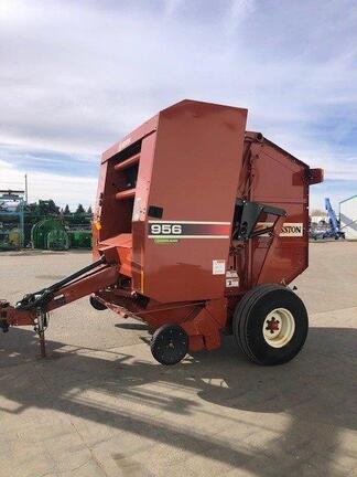 2005 AGCO Hesston 956 Baler/Round