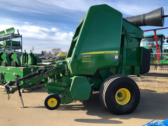 2020 John Deere 560M PRECUTTER Baler/Round